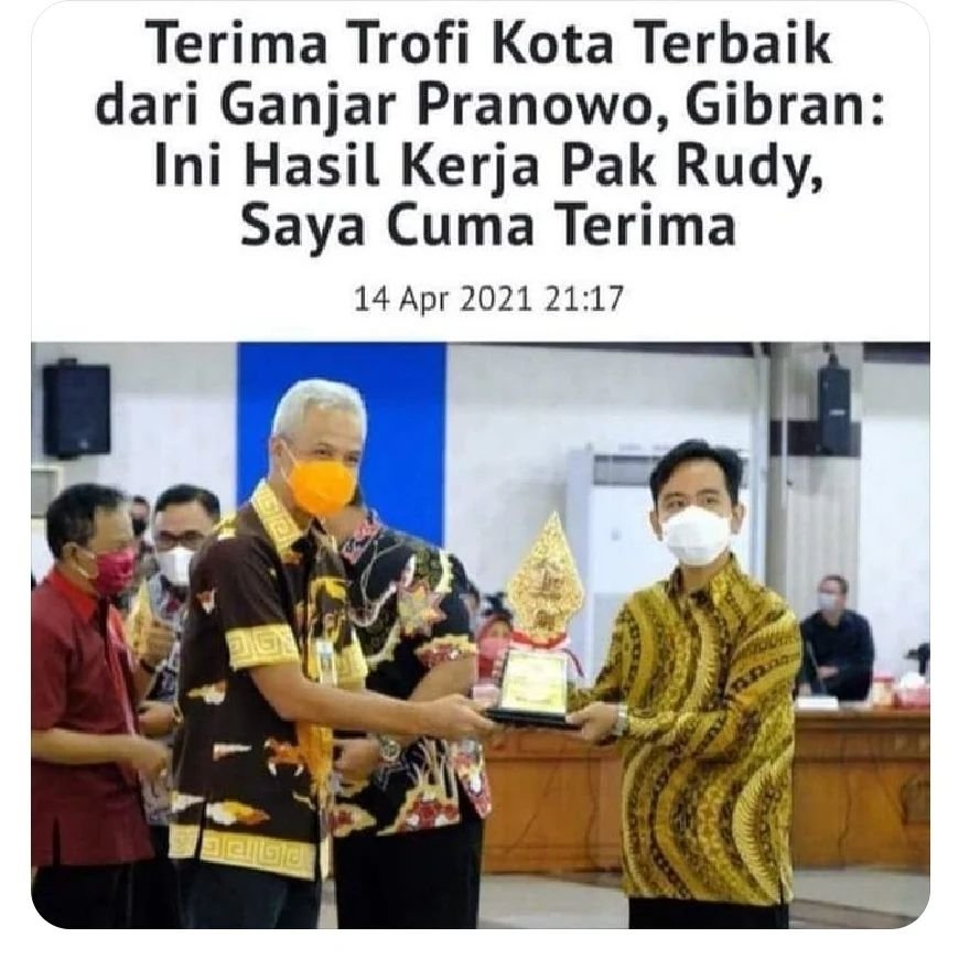 jeffmanguni's tweet photo. Contoh Gibran TAHU DIRI!Ada ngga tahu diri, @jokowi yg SUSAH² membebaskan lahan JIS lalu tekan tombol tanda dimulainya membangun stadion JIS,eh @aniesbaswedan NGAKU² HASIL KARYAnya!NGAWUR @mohmahfudmd @PKSejahtera @aagym @MardaniAliSera @DKIJakarta @Dennysiregar7 @Rizieq_Sangean https://t.co/0tojAjIbuC