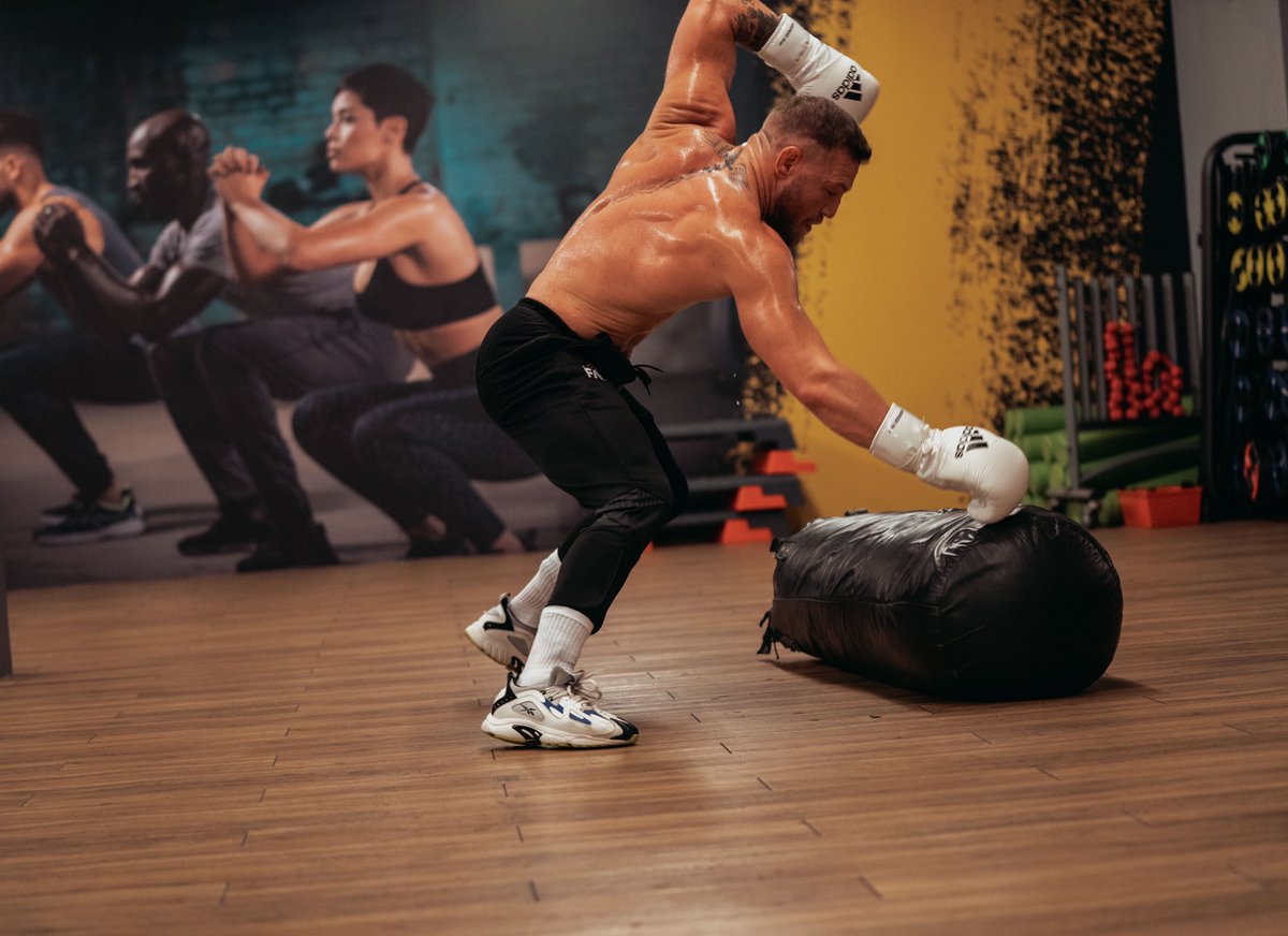TheNotoriousMMA's tweet photo. I’m telling you, watch your mouth. https://t.co/2tNGmZSmyE