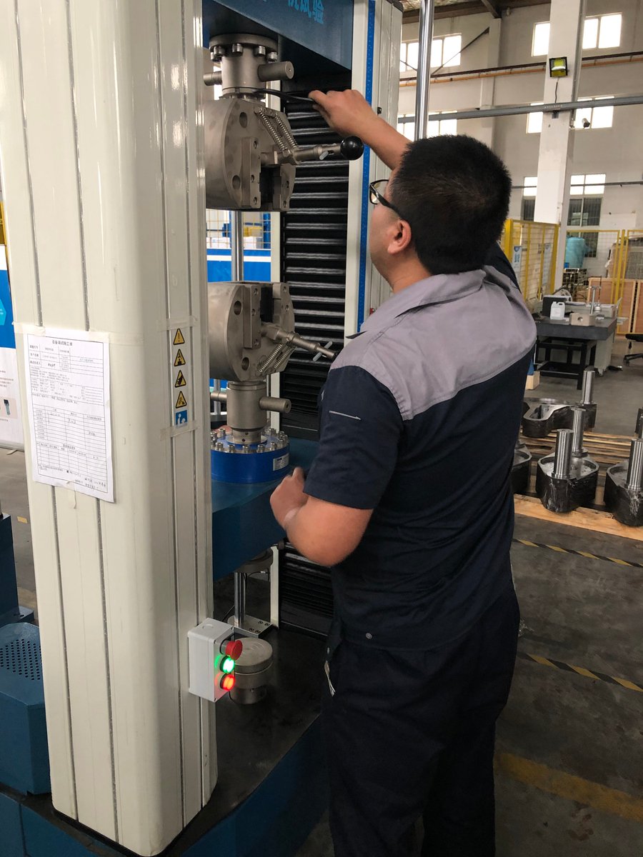 sinotestmachine's tweet photo. Come to the factory for the #tensiletest with #SINOTEST.
Under the action of the max. force that the sample can bear, #yieldstrength, #tensilestrength, and #elongation after #fracture are important criteria to check whether it's #qualified.
#testingmachine #testing #Materials https://t.co/wKMExrzLUO