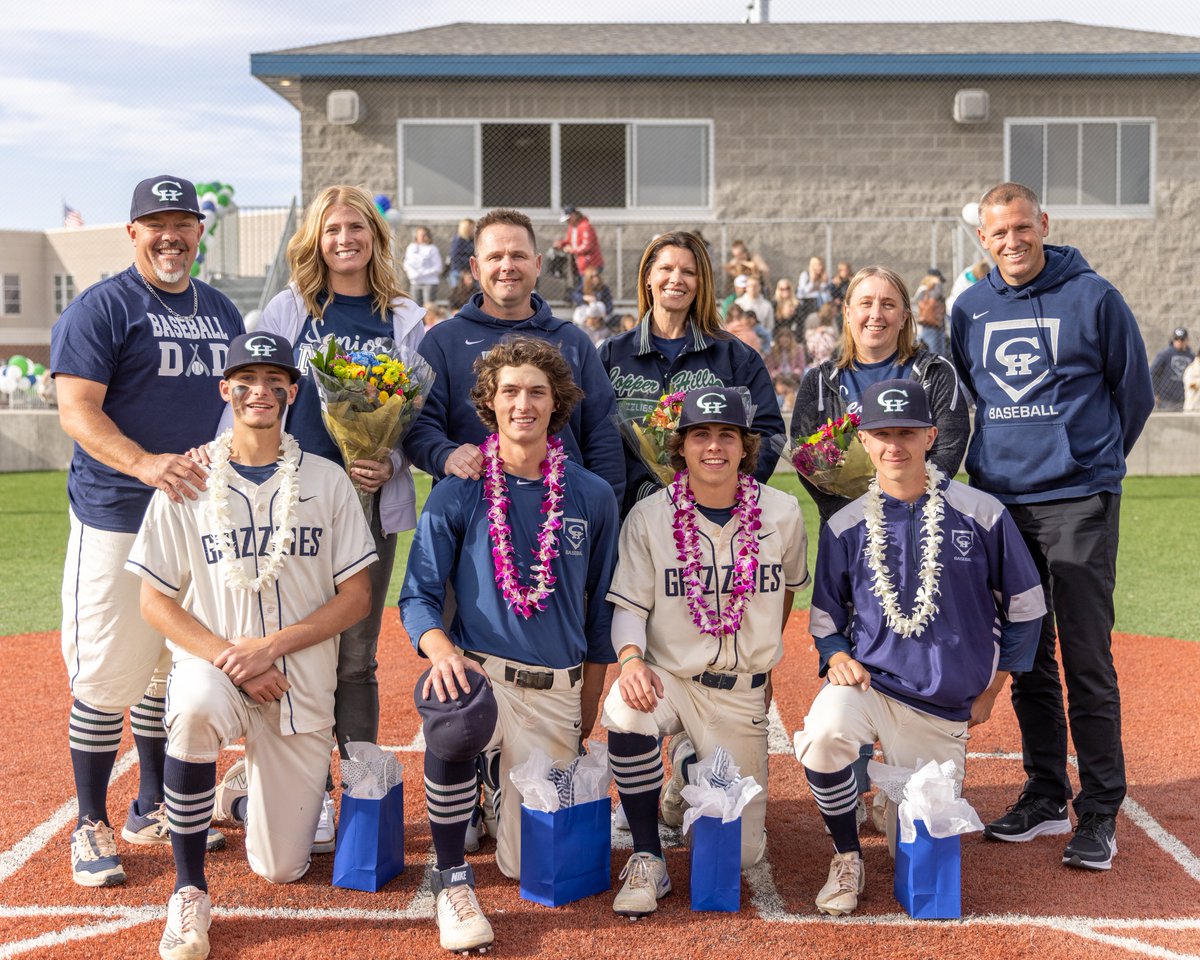 davereeder7's tweet photo. Senior Night
Copper Hills Baseball https://t.co/3wc3ZRur3x