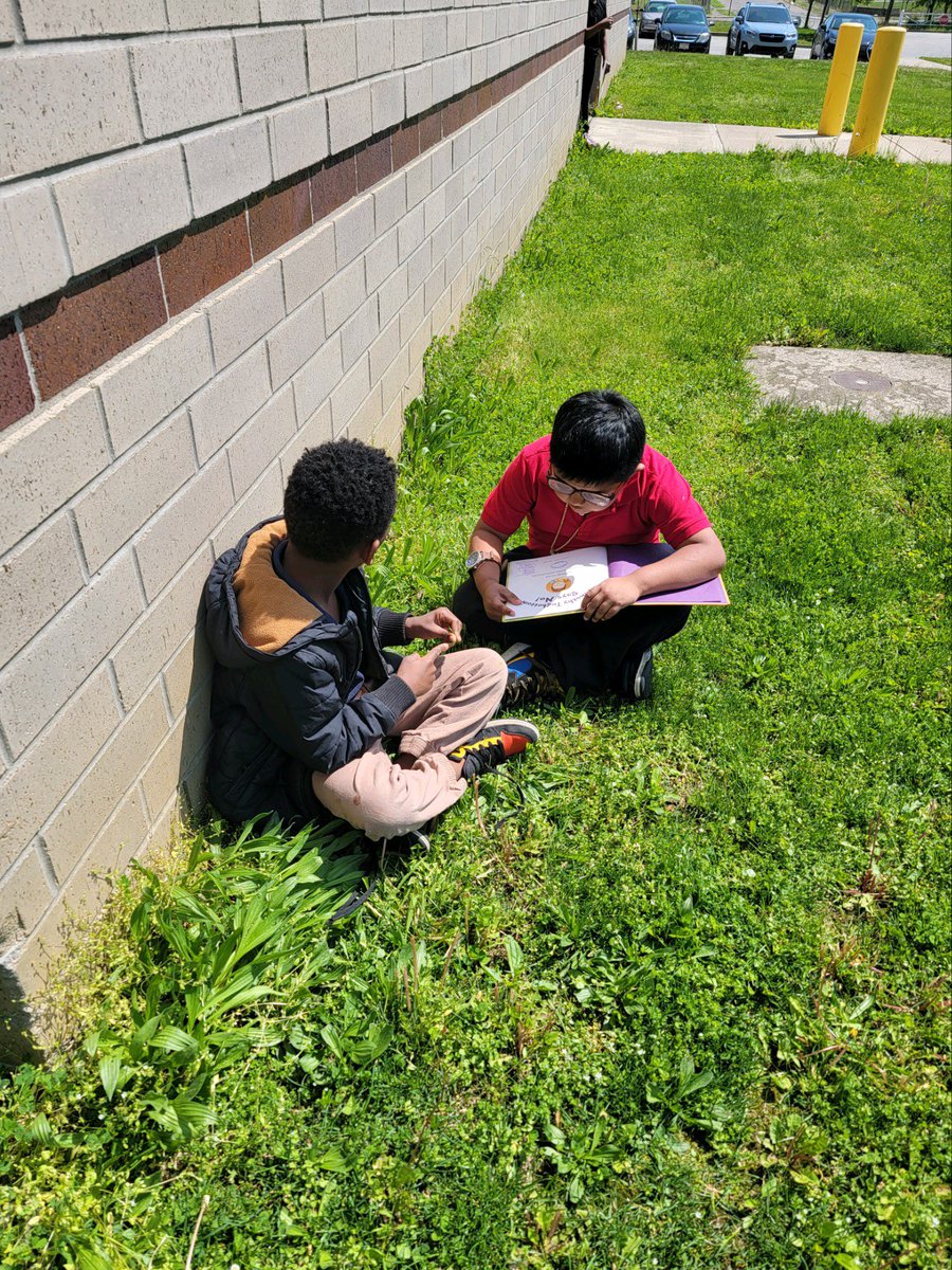 First grade had extra recess today for earning all of their Tiger stripes. They enjoyed the outside and done reading in the sunshine! <a href="/AleesiaLJohnson/">Dr. Aleesia Johnson</a> <a href="/brynn_kardash/">Brynn Kardash</a> <a href="/LumbleyPat/">Pat Lumbley</a> <a href="/DrNHenderson/">Nathalie M Henderson, PhD</a> <a href="/DrWarrenMorgan/">Warren Morgan</a> <a href="/IPSSchools/">IPS</a> <a href="/IPSTZ/">IPS.TransformationZone</a>