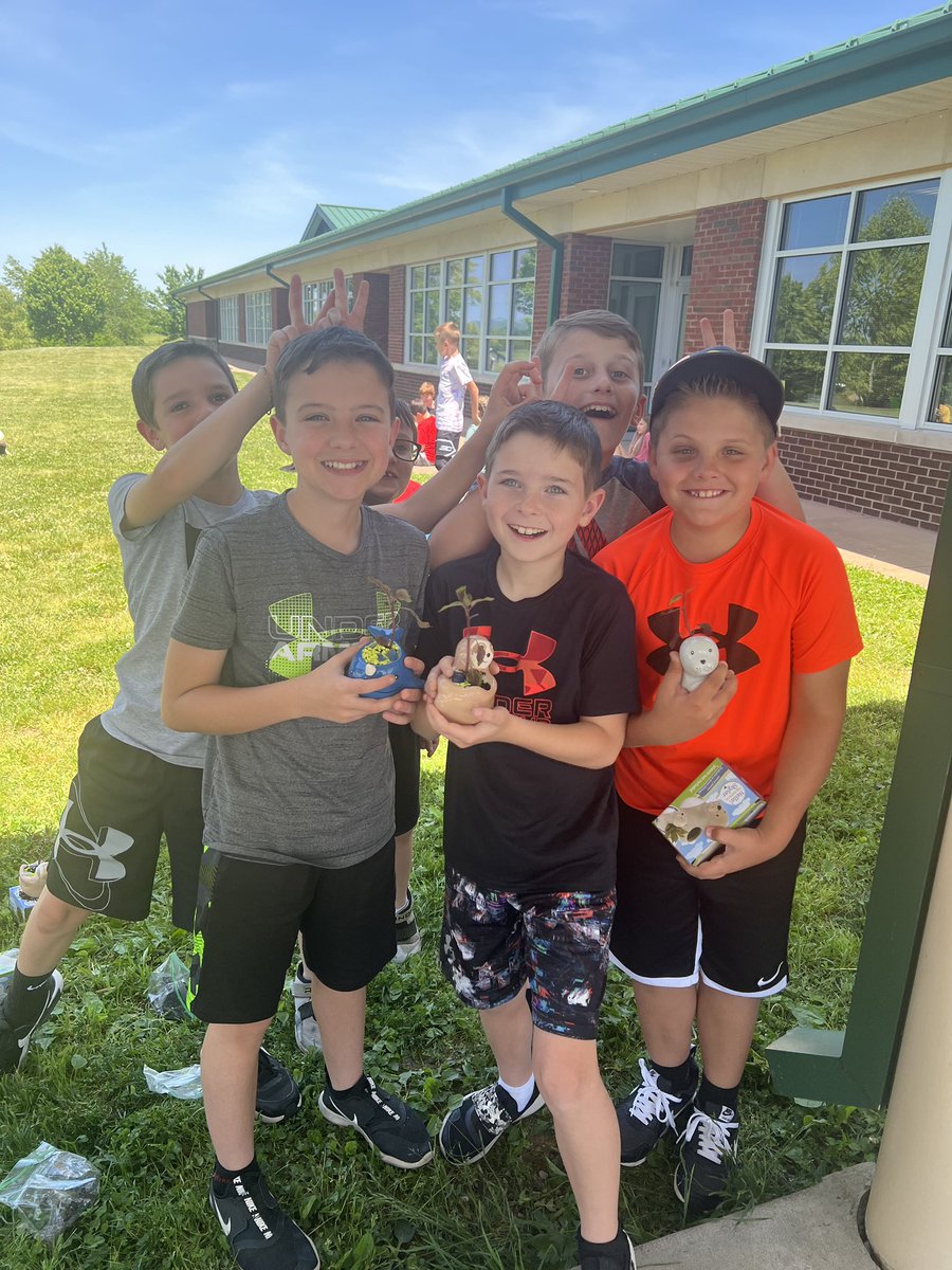 Kristen Hensley tweet media