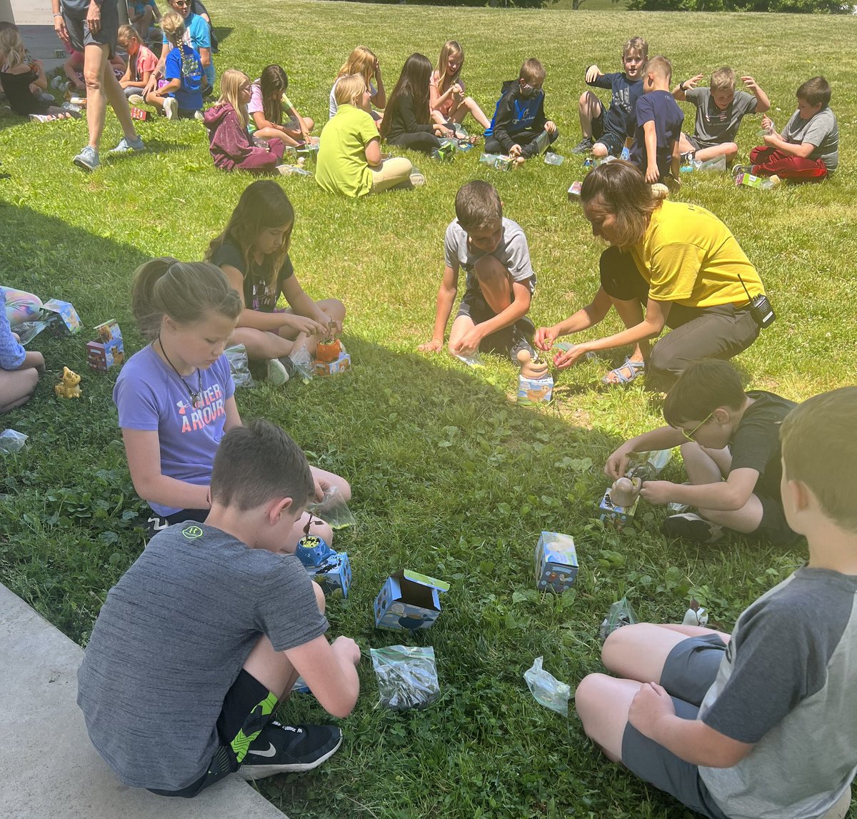 Kristen Hensley tweet media