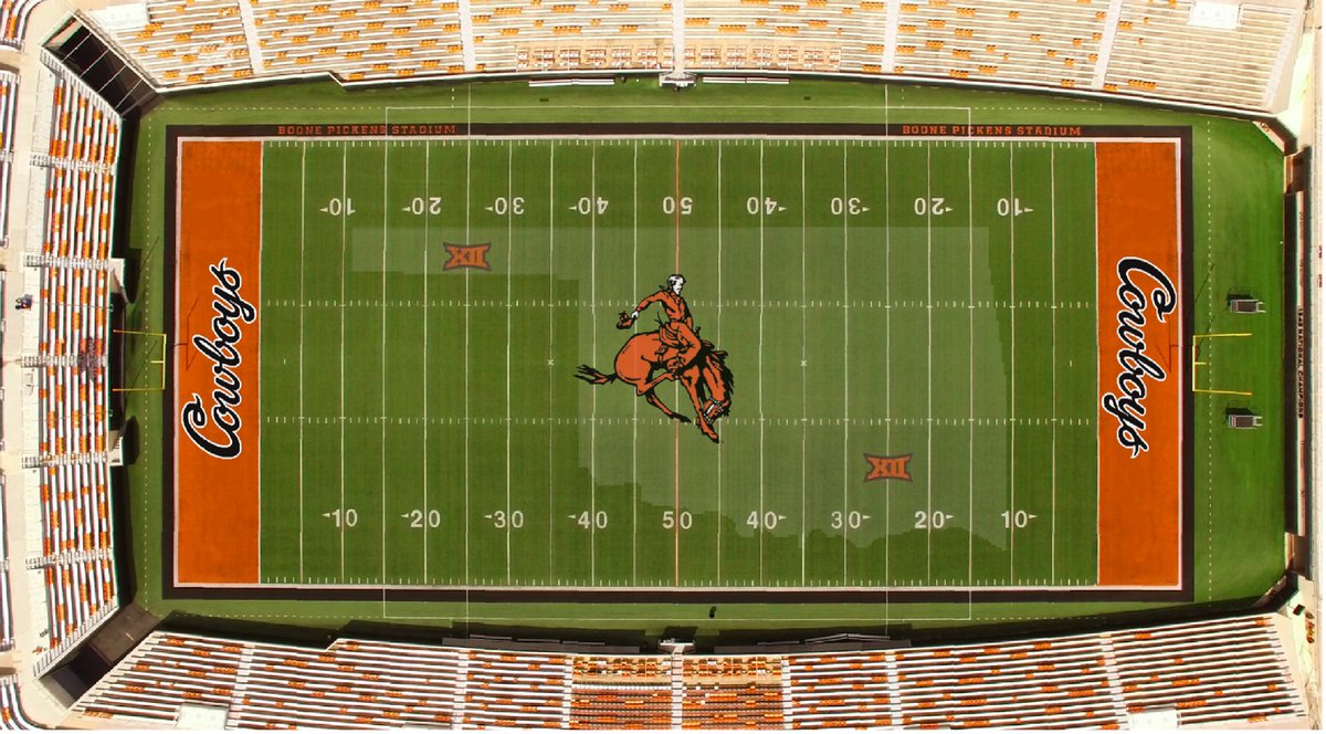 Chayton_Stotts's tweet photo. @PistolPeterOSU @CowboyFB Cursive cowboys in the endzone only. https://t.co/s26OOs5VDJ