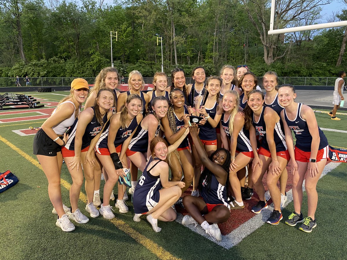 THS_BRAVE's tweet photo. Congratulations to the 2022 ⁦@swocsports⁩ Girls ⁦@THS_Track_Field⁩ Champions! Great team win tonight for the Brave! ⁦@Mr_YorkRB4T⁩ ⁦@THSTheTribe⁩ ⁦@THSBoosters⁩ ⁦@bravedailynews⁩ ⁦@TalawandaHS⁩ ⁦@SWOSportsDaily⁩ https://t.co/DlQuZRRhMw