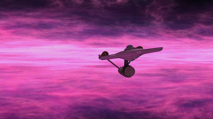 AliceHGaskell's tweet photo. @robinince if there are infinite bubble universes in the multiverse, what is in between? Does time exist in between the bubbles? How would one travel between them? Is it a bit like traveling beyond the galactic barrier in Star Trek?! https://t.co/GPVoNRWQS3
