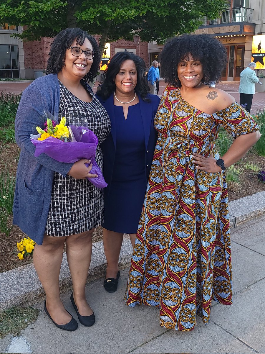 Just sprinkling some of this #MorenaMagic at the @CTTOYCouncil Teacher of the Year ceremony with <a href="/Hartford_Public/">Hartford Public Schools</a>'s Chief Evette Avila and 2021 TOY Victoria Shears. <a href="/HartfordSuper/">Dr. Andraé Townsel</a> <a href="/sandhartford/">S.A.N.D. School Of Excellence</a> <a href="/MagnetClassical/">Classical Magnet</a>