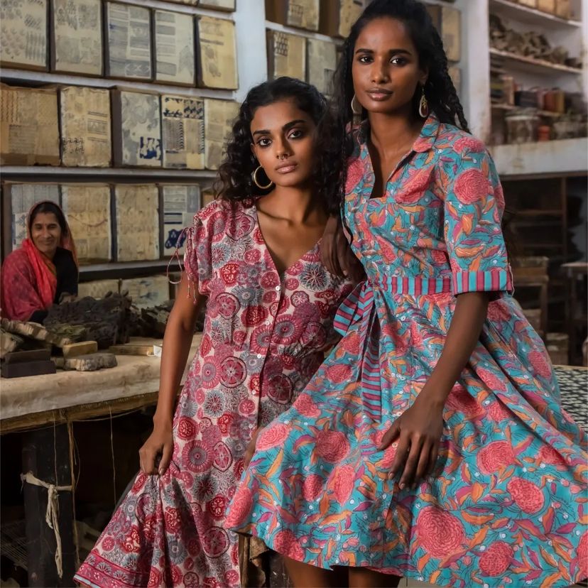 FabindiaMy's tweet image. 𝗖𝗼𝗻𝘀𝗰𝗶𝗼𝘂𝘀 𝗖𝗿𝗮𝗳𝘁 • The absolute magical fusion of contemporary chic, drenched in vivid colours, deep hues and electric tones to make your wardrobe ooze elegance in comfort. With this collection, we let the prints do the talking! 
#HandBlocks #Craftsmanship