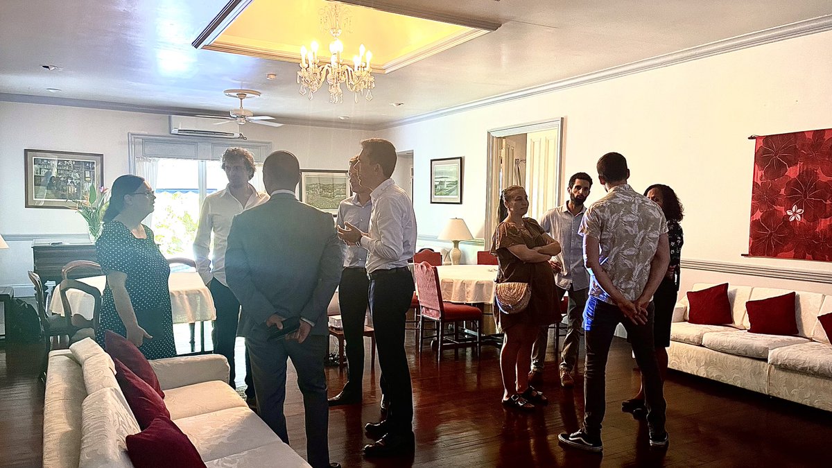 France in Fiji tweet media