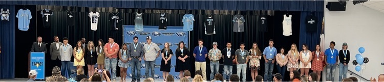 EaglePride247's tweet photo. Proud of these seniors during this year’s Athletic Banquet! Y’all let these kiddos know how proud you are of them! #EaglePride247 https://t.co/N1Yq77yi0K