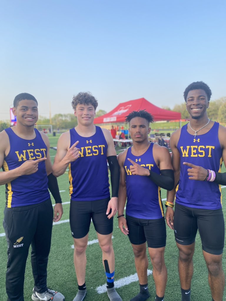 Did I mention they broke the school record?!? 🔥🔥🔥42.36🔥🔥🔥