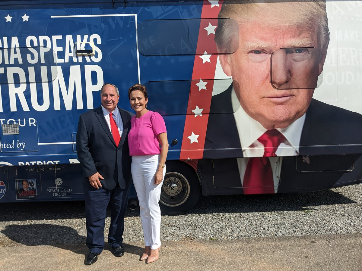 jfradioshow's tweet photo. It was an honor to host @KariLake on the @jfradioshow at a stop on the Real Georgia Speaks Team Trump Bus Tour in Jasper, Georgia at the Appalachian Gun & Range.
#georgia #georgiabustour #realgeorgiaspeaks #jfradioshow #ga #georgiaprimary #georgiamidterm #Midterms2022 #karilake https://t.co/odAqrgcdlM