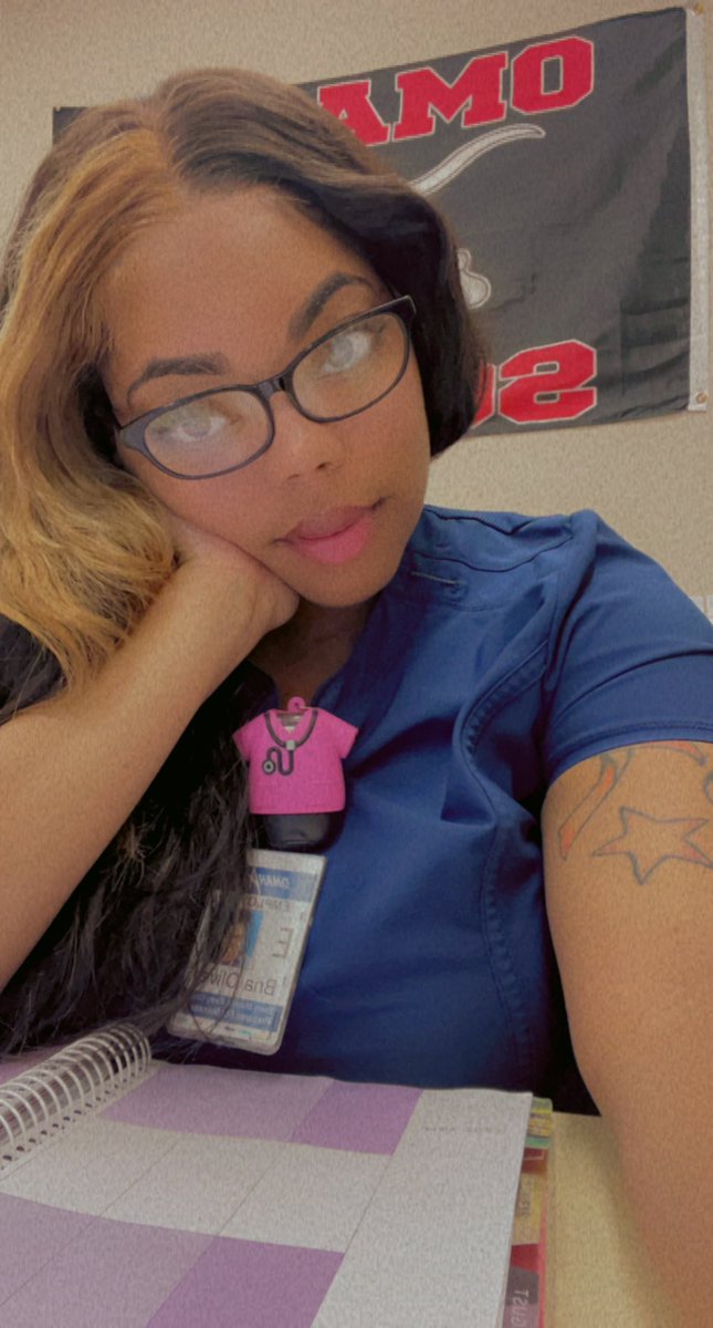 eebrotcod's tweet image. Aye my booty ain’t fat like all the rest of yals but I’m still a nurse! &amp;amp; I’m in grad school. #PsychiatricNurse #SchoolNurse #FuturePMHNP🩺