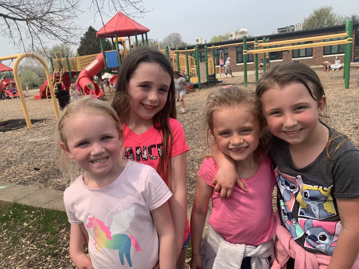 MrsDoland's tweet photo. Lots of sweat and sunshine for these last couple weeks of school! ☀️💦 https://t.co/DXkdLS3UUy