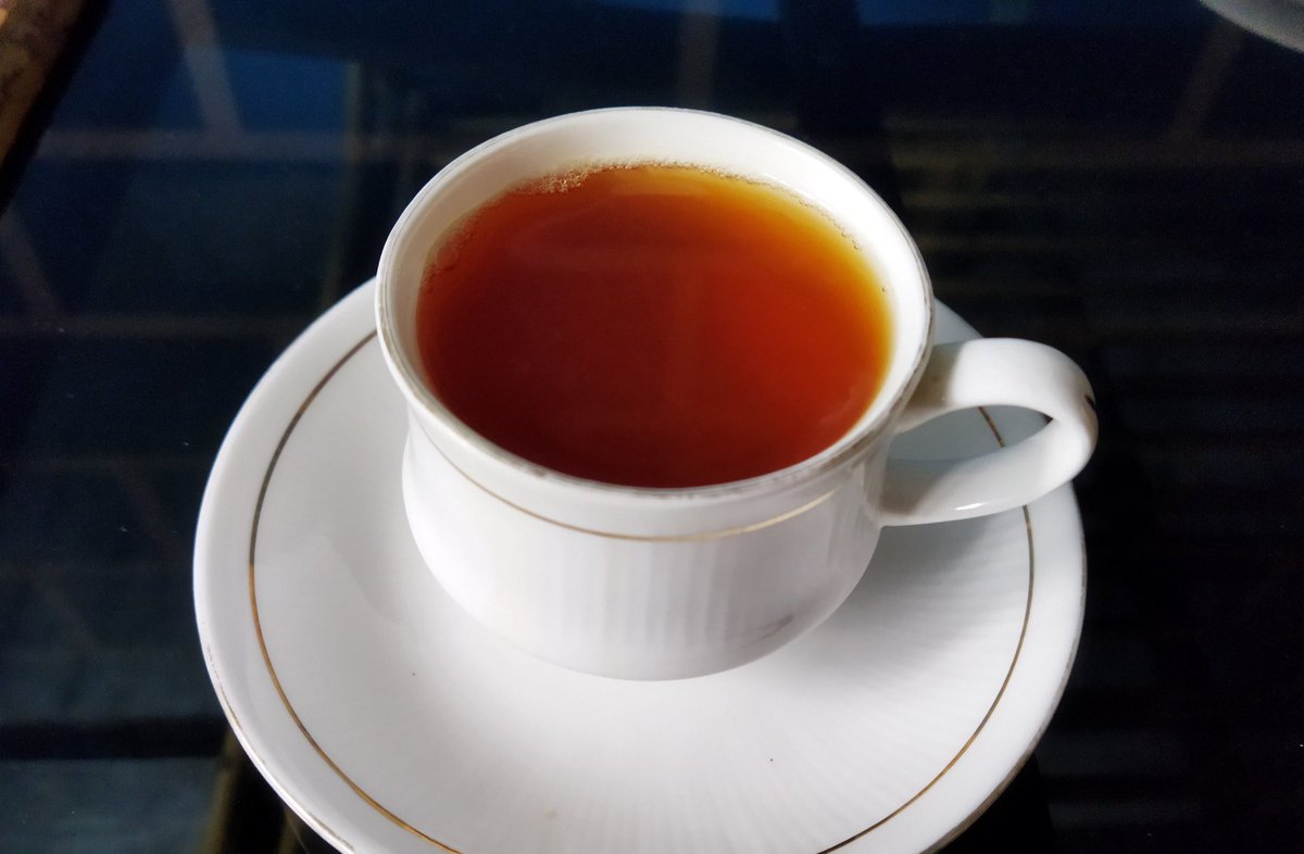 ranjit_dhira's tweet photo. Clouds rumbling, Rain knocking. 
Would you like to have a tea ? 
Good morning...☕ 
#Tea #चाय #RainyMorning https://t.co/ykbjmg4vZh