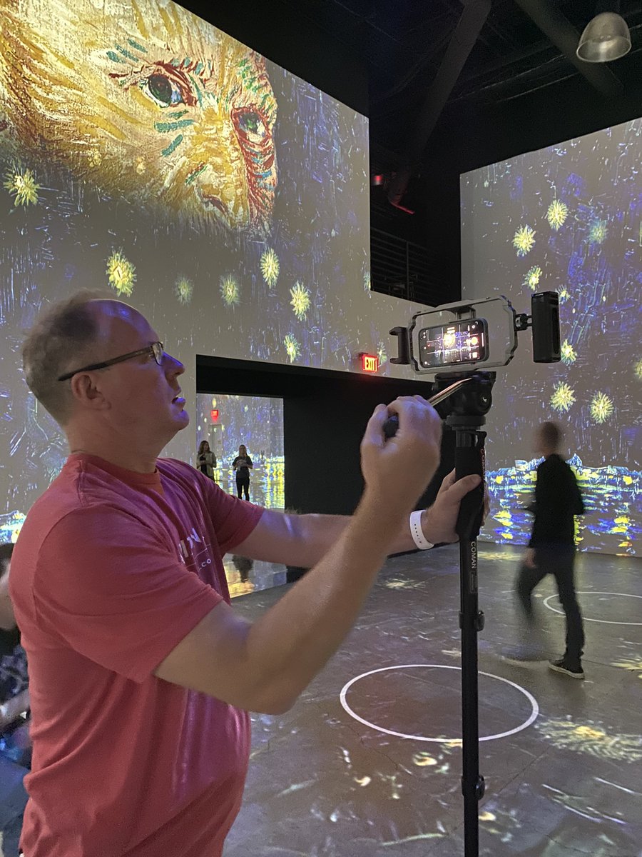 OffMadisonAve's tweet photo. Behind the scenes 🎥 with our client @AZTourismNews at the #ImmersiveKlimt art exhibit. 🎨 https://t.co/XRxPVKuaX1