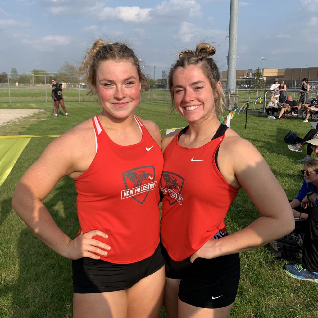 VoelzJames's tweet photo. HCC conference champs in the 400, discus, and shot! Great job!! @SouthernHancock @llantrip @ELBranch13 @NPHStrack1 @melissahurst0 @NPHSDragons @NPCoachRalph #WeAreDragons https://t.co/8Rdjev4Vn2