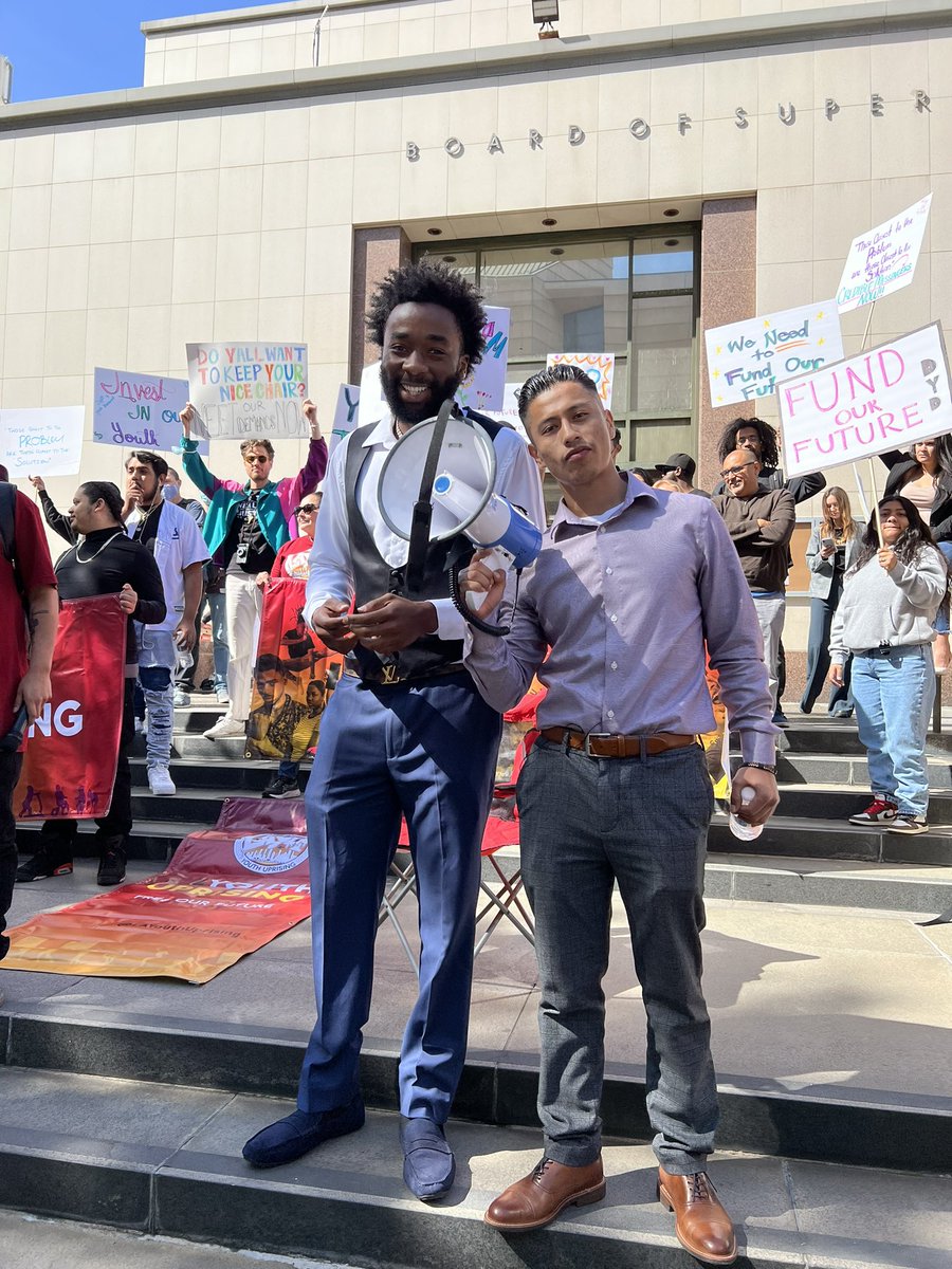 Young people in Los Angeles ask the Board of Supervisors to fully #FundOurFuture and provide hope not harm for children in LA through #YouthJusticeReimagined