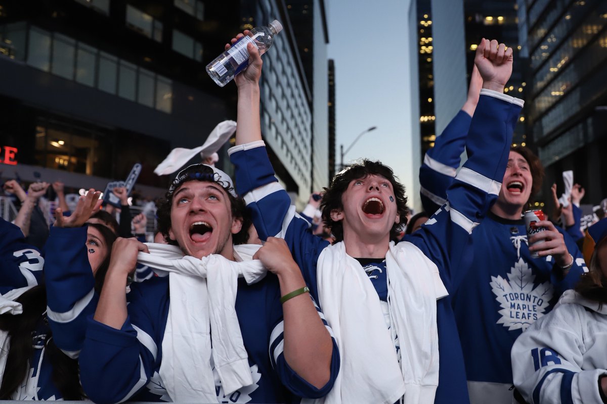 MapleLeafs's tweet photo. The passion 🔹 https://t.co/iKxnArFjJp