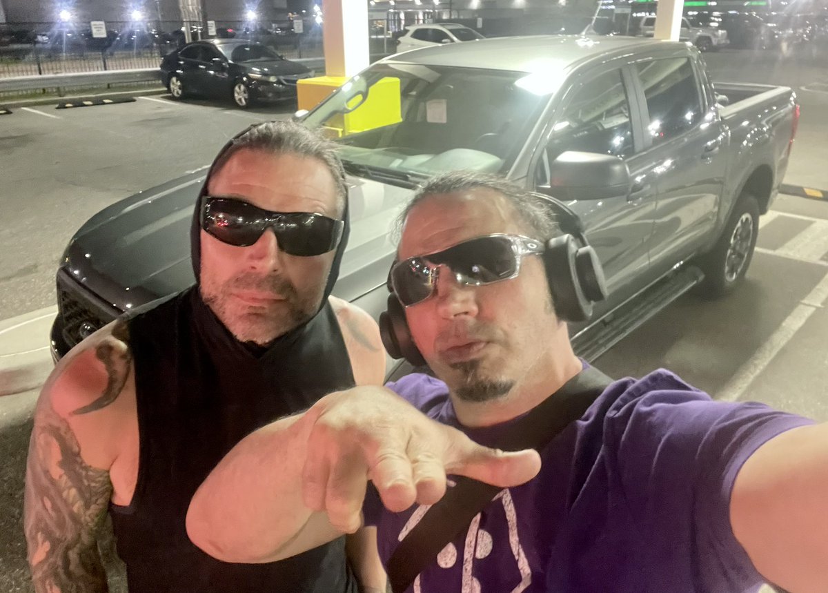 MATTHARDYBRAND's tweet photo. Long Island.. WE’RE HERE!
(In a damn Dirty South pickup truck) https://t.co/sxa0DiPBtF