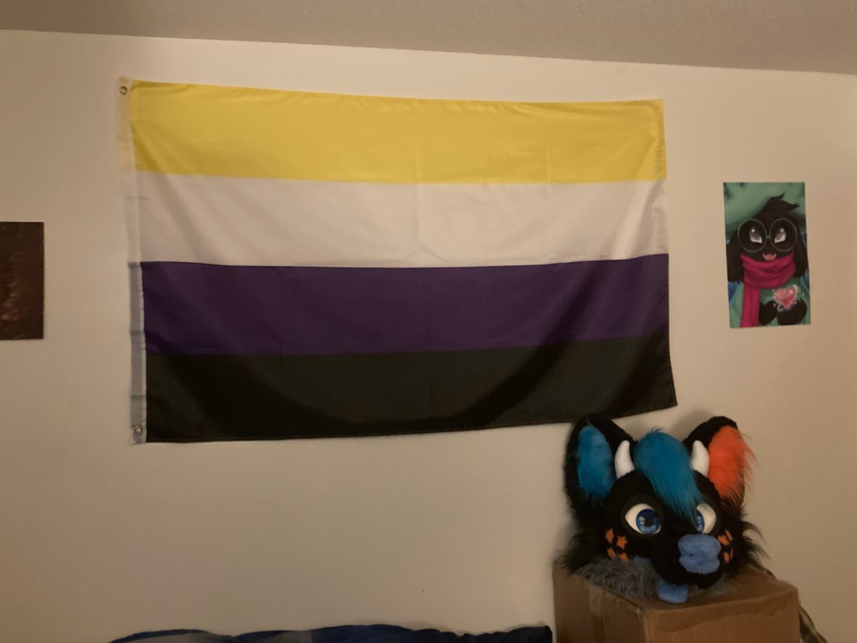 DitrusNight's tweet photo. Came out to my family as nonbinary after almost a year in the closet. They're so supportive and I'm so happy that they're trying their best to support me ❤️
#fursuit #lgbt #nonbinary #enby
Also, thanks to @Whitestar_001 for helping me out with things. https://t.co/Hg5LlJ0lP9