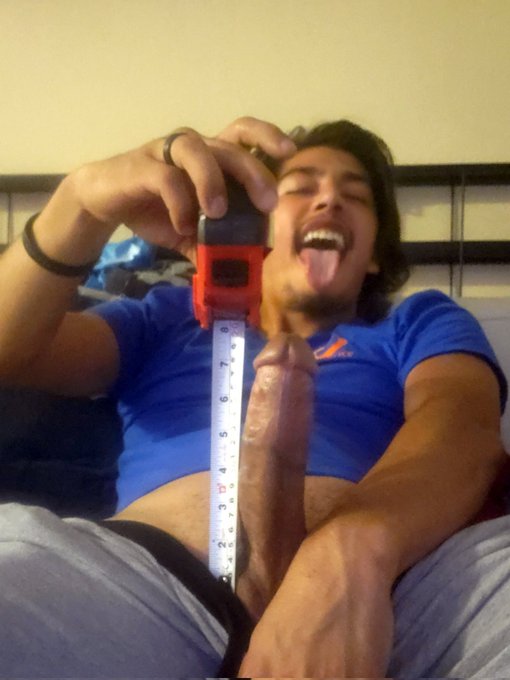 Little vittles https://t.co/IBqtneC0Jv<a href="/tag/thickdickthursday"class="tags"><span>#thickdickthursday</span></a>