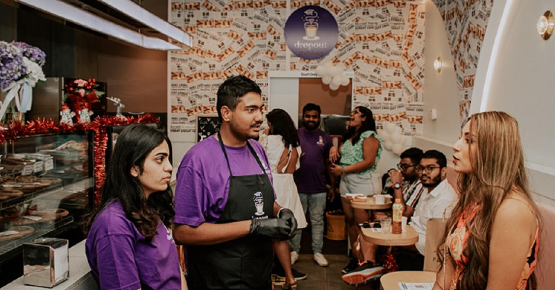 cityofmelbourne's tweet photo. Join us at The Couch for our 'Chai Meet' Employment information session as part of #InternationalStudentWeek ☕
The session will help students get insight into how the start-up market is scaling up in Australia and how to build towards their dream jobs 👩💼
Register now 👇