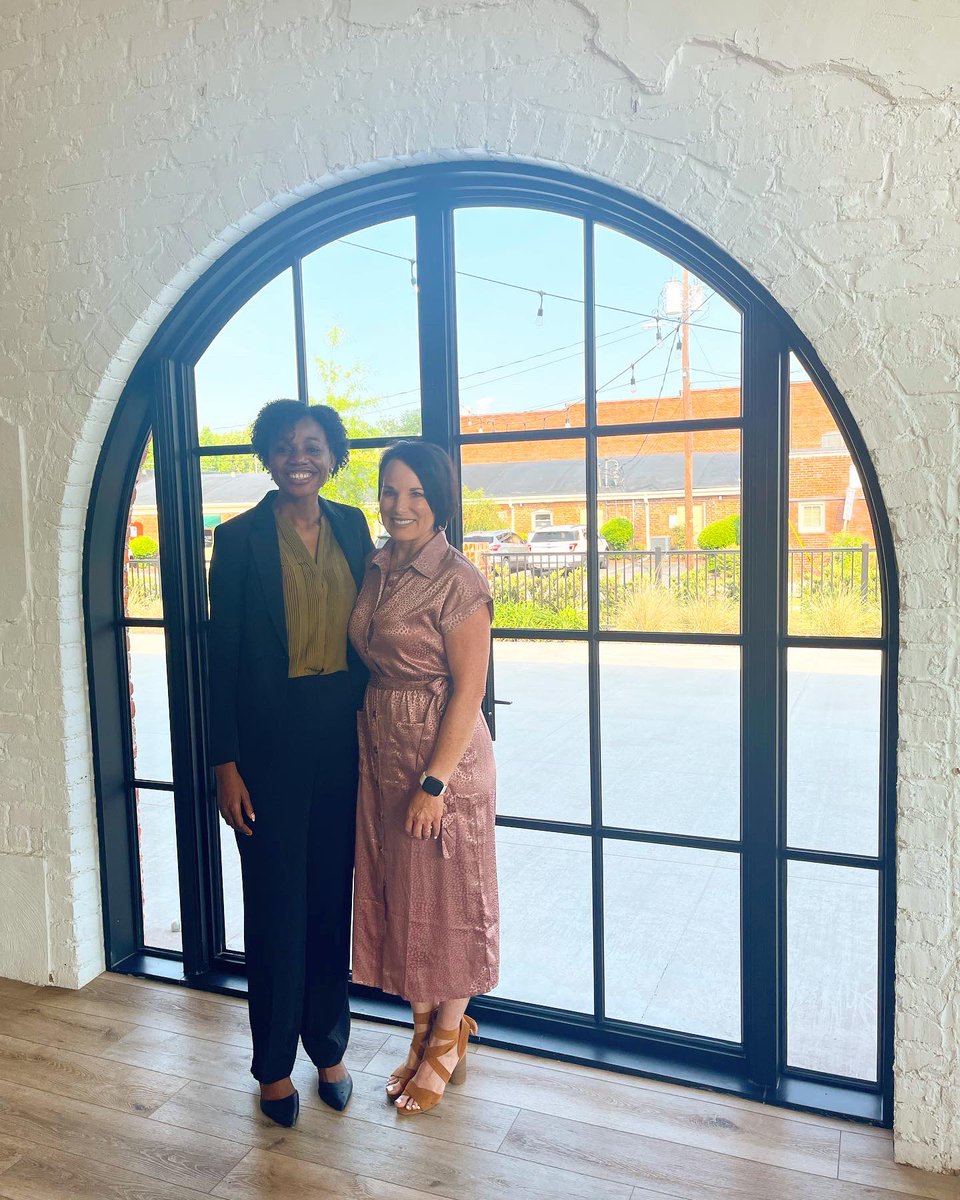 TshiovoM's tweet photo. If there’s anything I learned through this journey is that I’m not alone! I have a godly family. Thank you for loving me so well and for being here. Thank you for this beautiful gathering and time of fellowship❤️@danielleroback #blessed #meetgreet #family https://t.co/0oBZq87wuK
