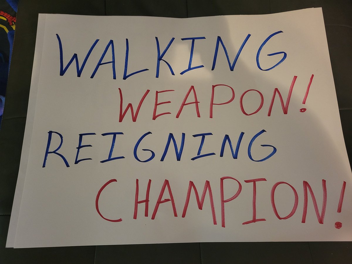 SKFeffect's tweet photo. Couple of signs ready for #ImpactWrestling this weekend. @MiaYim @TheEddieEdwards @Walking_Weapon & @ImChelseaGreen + https://t.co/H46XnynLRb