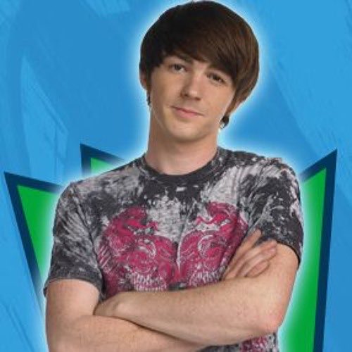 _kCarly_'s tweet photo. Nickelodeon tried to convince us he was hot 😭 https://t.co/MXYgxttQn5
