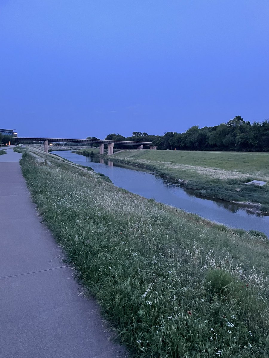 borissavic101's tweet photo. @MayorMattie I’ll mow the valley with a team of Fort Worth fellas! We can start tomorrow! https://t.co/ZhkgUffy3I