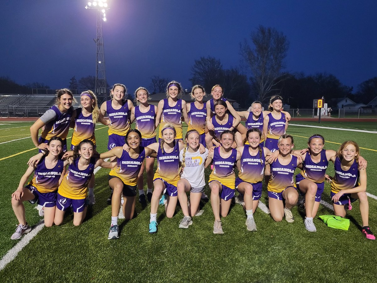 IndyGirlsXCTF's tweet photo. 7th Graders are your LHC Champs!! Congratulations to these hardworking ladies!! 🥇💪

8th Grade also had GREAT performances, finishing 3rd!! 🥉🎉

So proud ALL these girls!! 💜💛 https://t.co/0COY0lv65O