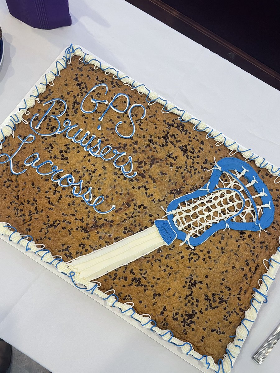 gpslacrosse's tweet photo. We had a great time celebrating the 2022 season at our team banquet tonight at GPS! Thanks to all of the parents who helped pull everything together. #HTTG #GoBruisers #CookieCake 👏🏼 https://t.co/6bfd05JuQC