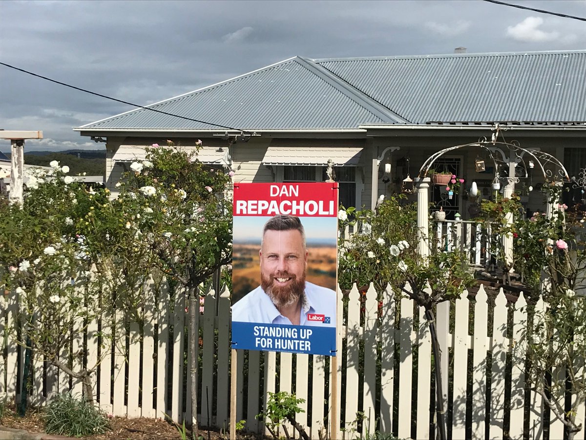 Igh0108's tweet photo. Visited old mining town West Wallsend yesterday plenty support for ‘Big’ Dan Repacoli 🤣 #HunterVotes #auspol #ausvotes https://t.co/lpUAExA8O8
