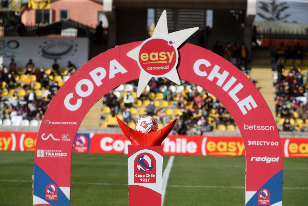 Chile_Goleador's tweet photo. Los partidos de ida de esta fase 3 de la Copa Chile se van a jugar el fin de semana del 18-20 de Junio, mientras que la vuelta se jugarán del 25-27 de Junio
#CopaChileEasy #SorteoCopaChileEasy https://t.co/NcSfzfcRvn