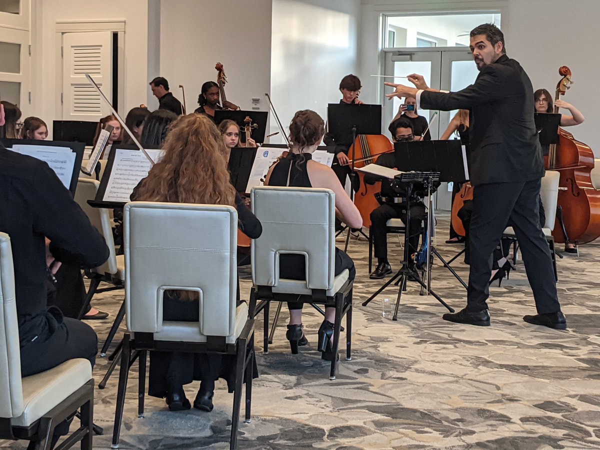 Last night we celebrated the conclusion of our first year as an organization. What a night it was, and so much accomplished in less than a full year!!

Read our full post:

instagram.com/p/CdZnJOErX-l/…

#YouthOrchestra #StringOrchestra #NorthPalmYouthSymphony #StringEducation