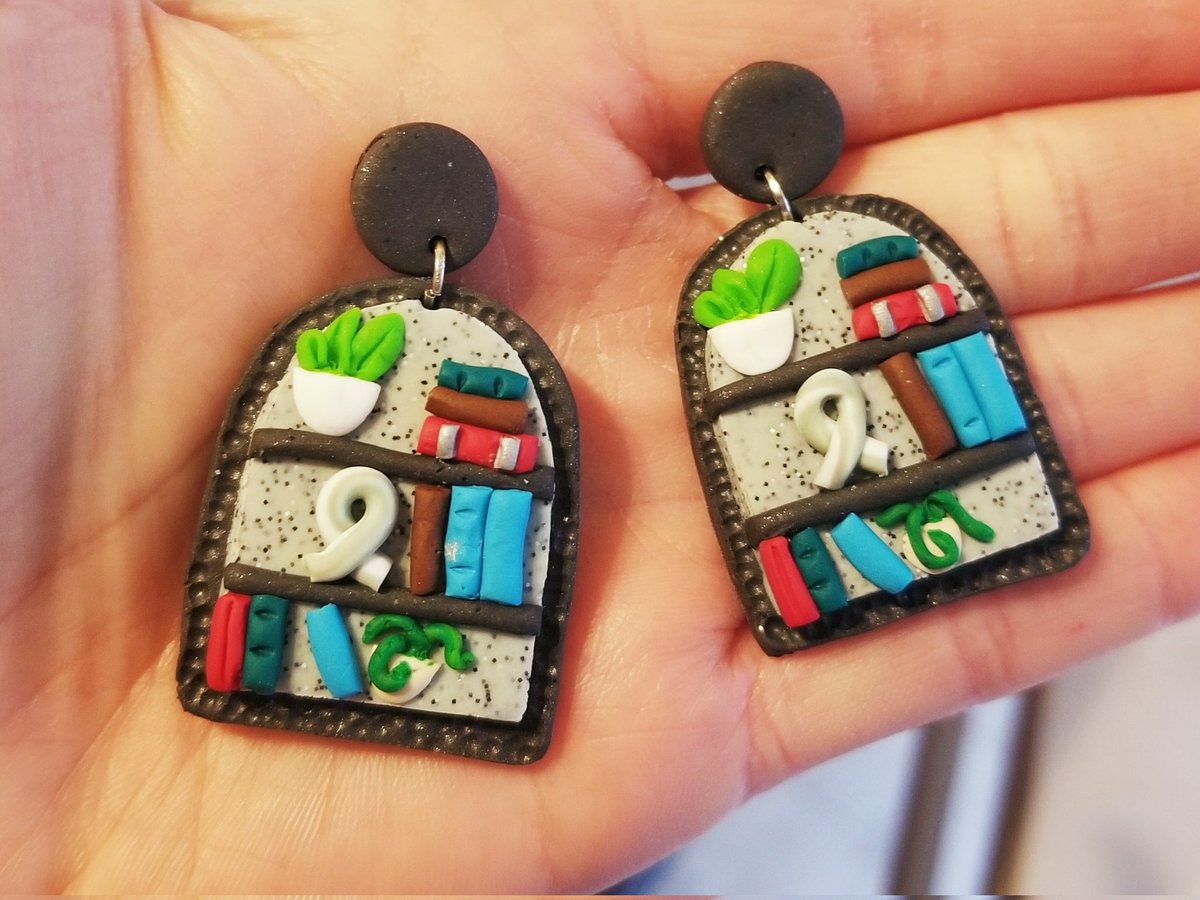 jenniferdiedri2's tweet image. At last, my two loves come together.
#books #polymerclay #art