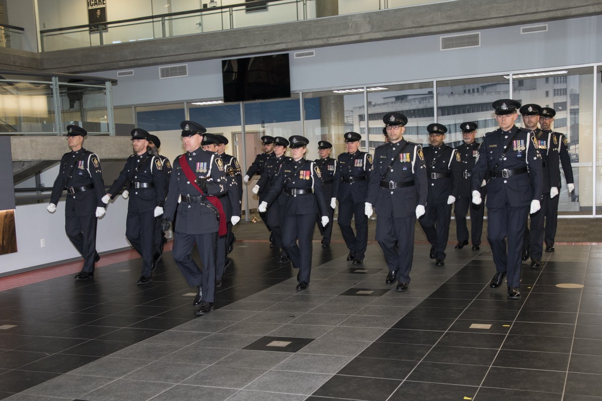 AdamPalmerRCMP's tweet photo. Our #VPD #CeremonialUnit proudly represents us at many dozens of events annually #VancouversFinest @VancouverPD @VPDCommunity #ProudChief https://t.co/170yRrM4k6