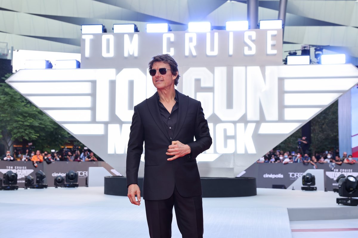 Para “Top Gun: Maverick”, Tom Cruise tuvo que pensar en cómo preparar a los otros actores para pilotear. Mira lo que nos contó en la premier en la Ciudad de México. #TopGunMaverick cnn.it/37yMMqV