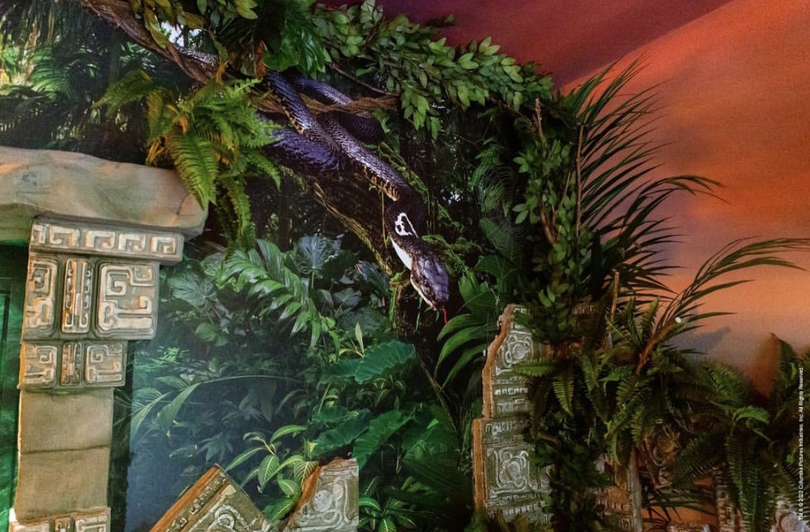FuturaForm's tweet photo. Enjoy the thrilling adventure of #Jumanji also at #GardalandHotel!🔖

You’ll find a welcoming haven in the midst of the wild and dangerous jungle , as yolu prepare to win back the precious jewel and break the curse!🔗 https://t.co/dvjUxVLA0v