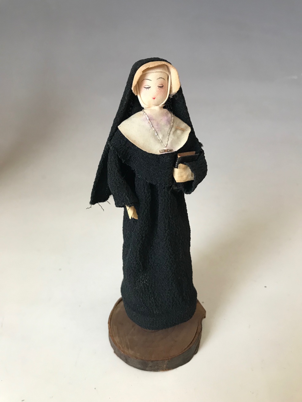 彫刻家根本勲（土龍）修道女こけし 北海道 函館 修道院 トラピスト