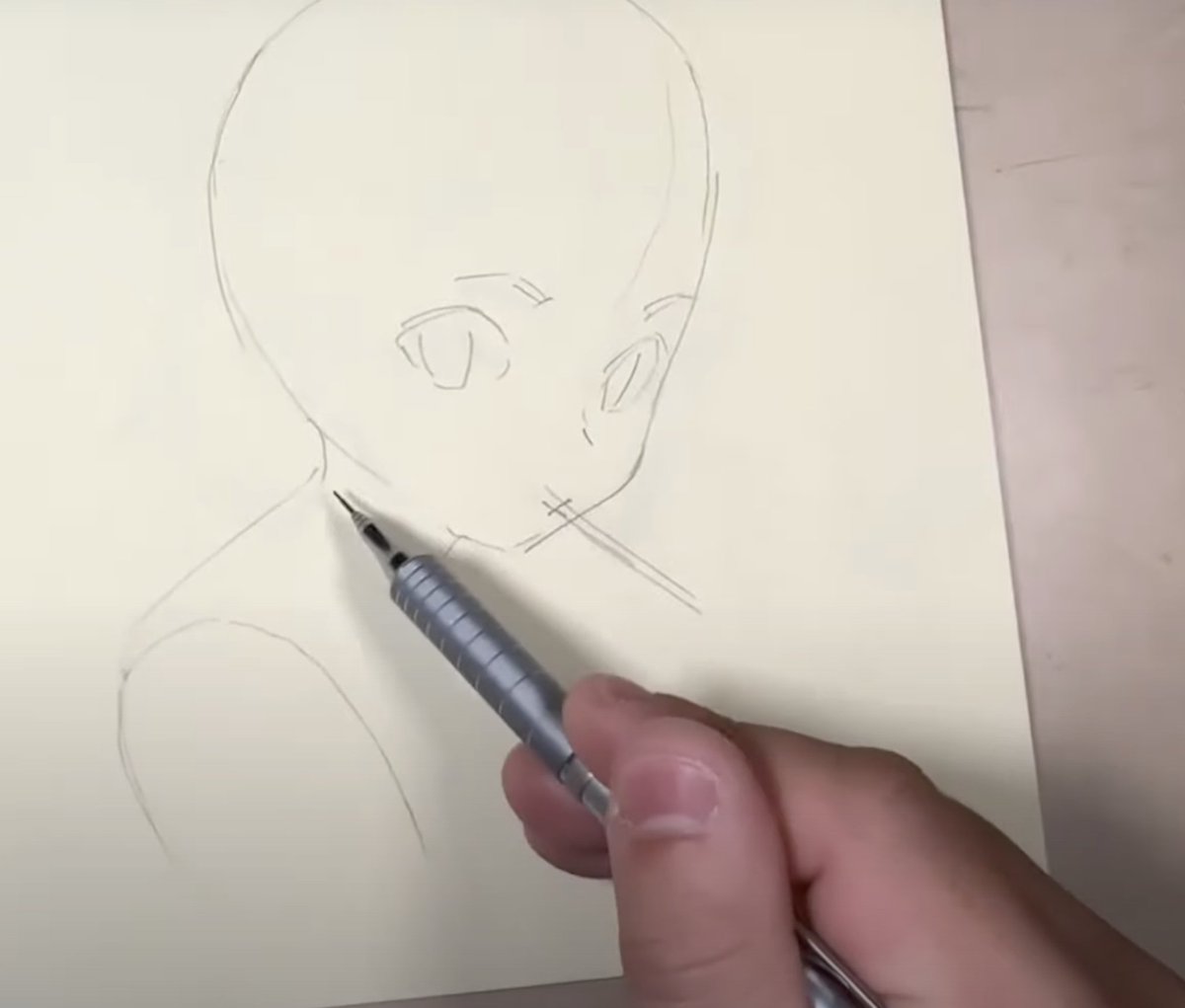 複雑な形は「板→円柱」で描く※220113ネット添削① https://t.co/aktF889GFX 
・円柱は見えない所から回り込む
・形を取る事と、立体にする事を同時に行わない 