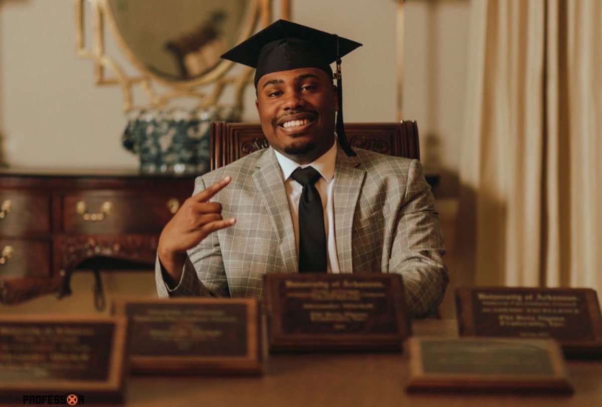 amitch13_2000's tweet photo. A Successful 4 year! #GOMAB🤘🏾🔵⚪️

Graduating Student Leader Medallion Recipient 
2021-2022 Outstanding NPHC Member Award  
2020-2021 Most Outstanding Junior Award 
2020-2021 NPHC Model Initiate Award 
1x Chancellors List
2x Deans list 
2x Academic Excellence Chapter Awards https://t.co/DAMoVEJC9r