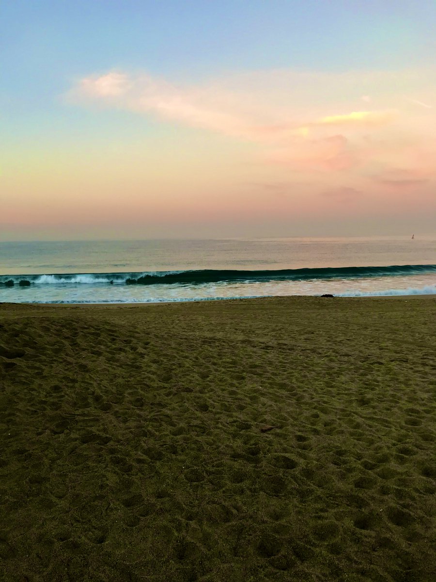 nancyhovde's tweet photo. Walking through #challenges can #Empower us with #Strength. Embracing the chaos & confusion w/ Focused Energy, can offer calmness, and a deep feeling of peace in not knowing all the answers, but Trusting the #RightAnswers will be there at the #RightTime.
#inspiration #Wisdom https://t.co/nj0kvTd3wS