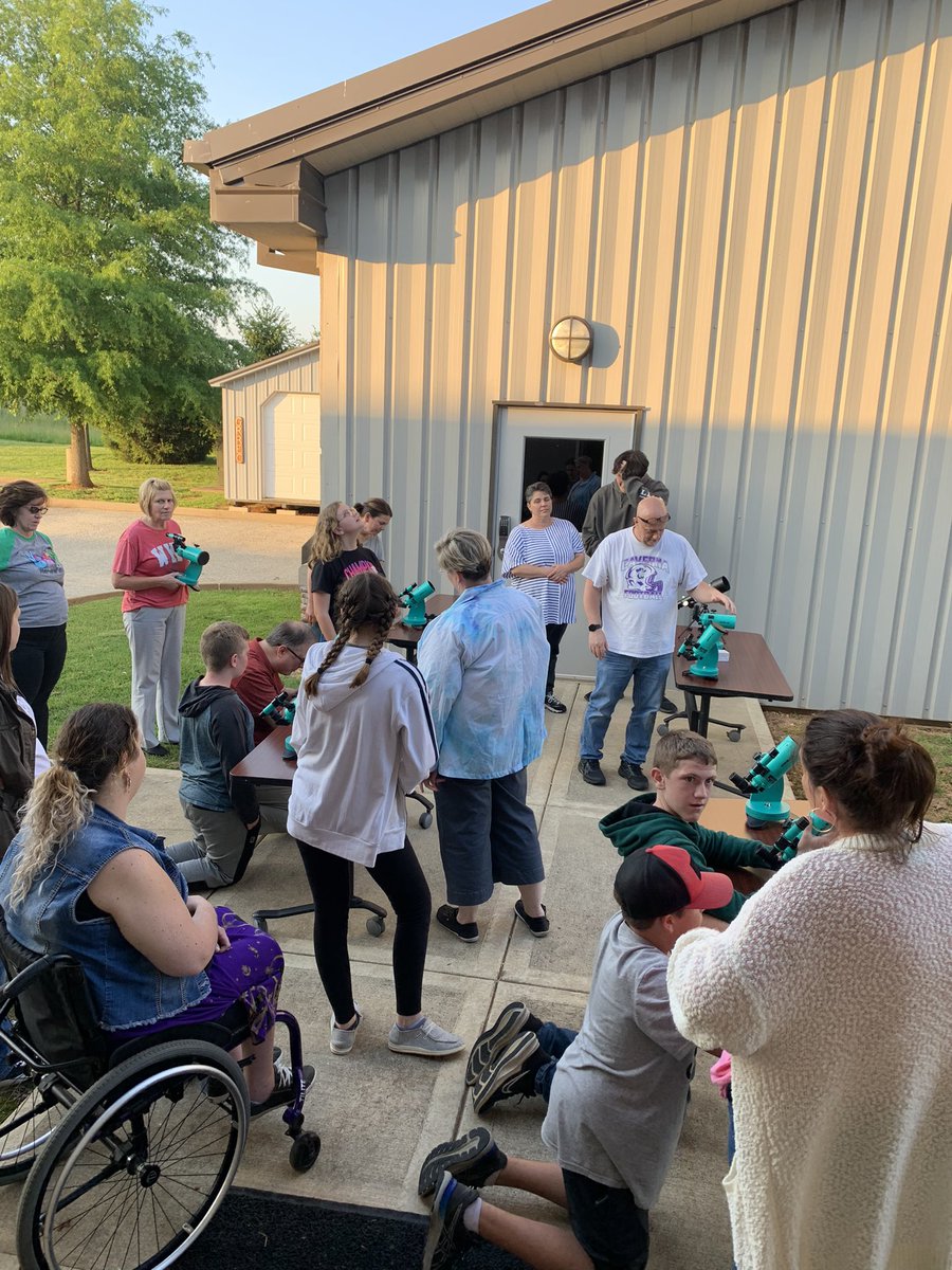 DaleGoatley's tweet photo. @GRRECKY #STEMCS teachers had a great evening with @RicoTyler to explore and understand more about lunar eclipse cycles! Be sure to check the night sky on Sunday May 15th for a beautiful sight, the “Super Flower Blood Moon” 🌙 ! https://t.co/ZRJEpgD1HY