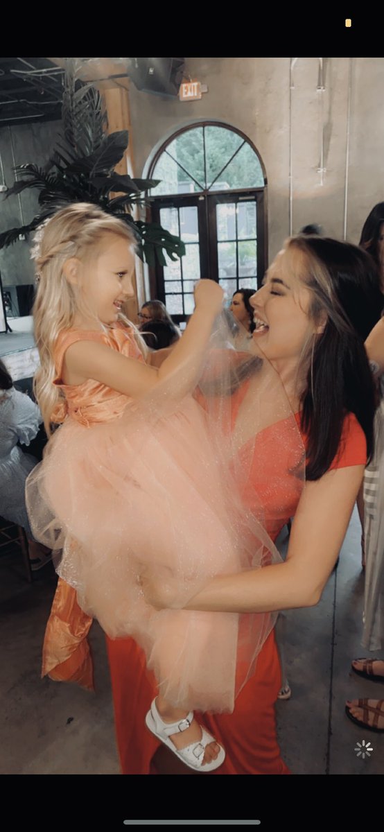 minminb01's tweet photo. Favorite little girl ever ✨👑 https://t.co/UADgpsmhy4