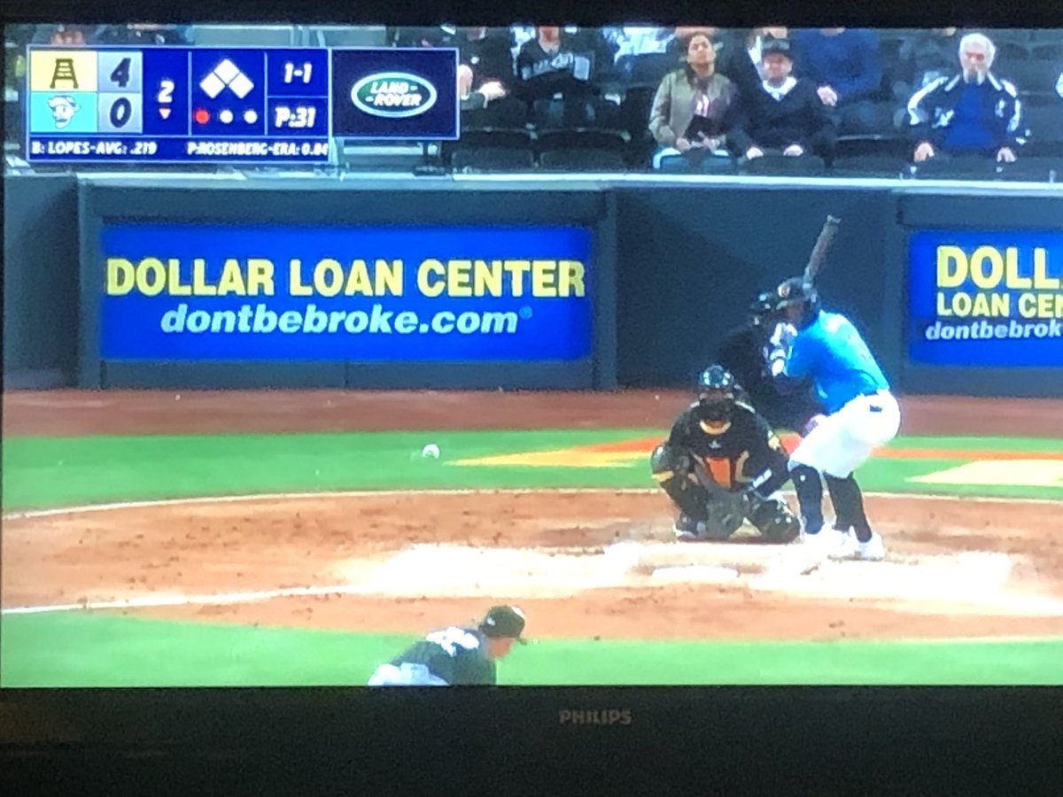 LivinWeekly's tweet photo. LV Aviators are down 4-0 bottom of the 2nd to a tough Bees team. #LivinWeekly https://t.co/iI9NHdjTF1