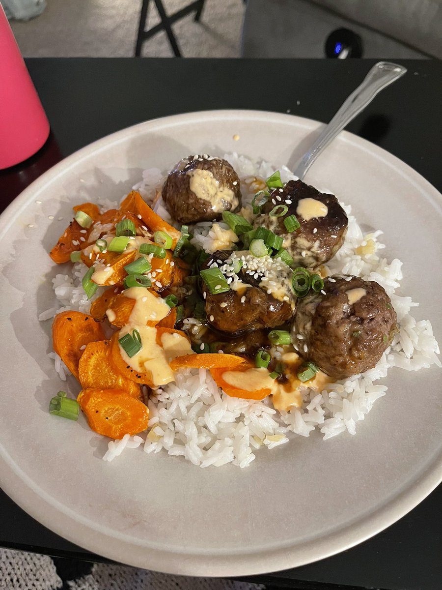 strangerkaycs's tweet photo. I think I’m going to start a food thread :) https://t.co/suqWHyNehb