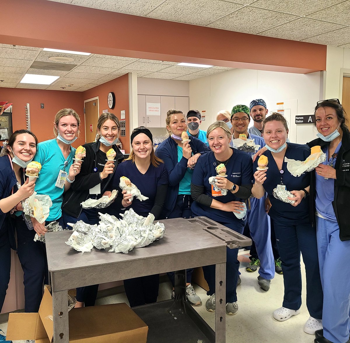 AdvocateSurgery's tweet photo. the trauma attendings showed appreciation for our surgical trauma ICU nurses with #rainbowcone
🍦🍦🍦🍦🍦

#nurseappreciationweek #southsidedelicacy #foodisalovelanguage #traumatuesday https://t.co/PzCu2K1Q0P