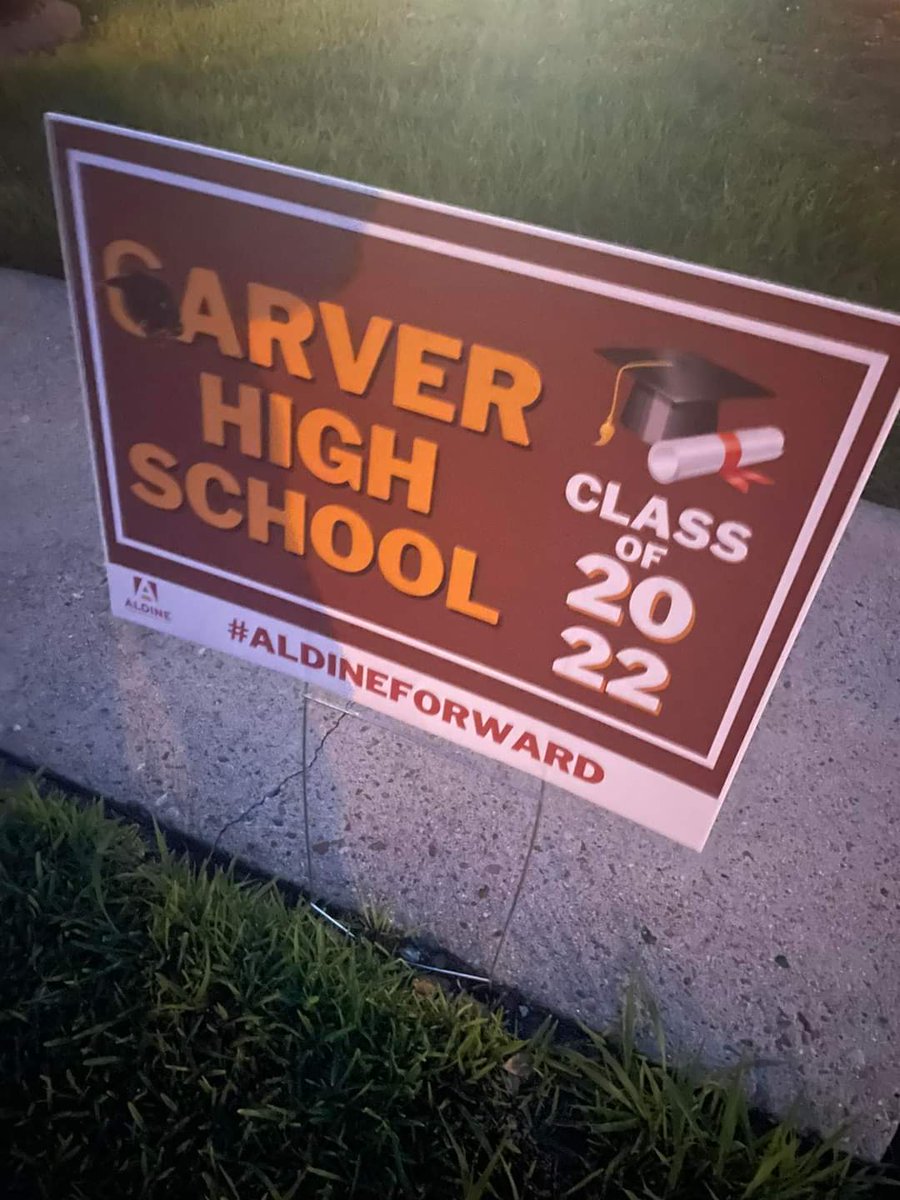 mrsfreeman79's tweet photo. Something about pulling up at home and seeing this sign! It's getting real... Our last kid is graduating!! 🎓🥲  @CarverHS_AISD #AISDCLASSOF2022 @kfreeman682 https://t.co/ki8xYrLrhB